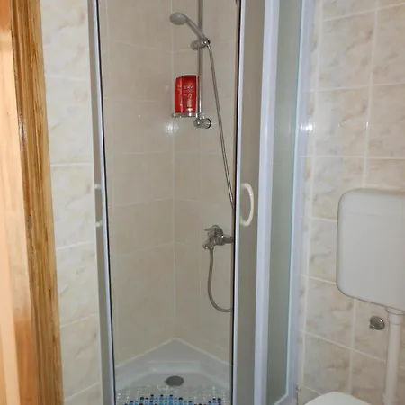 Lorena Rooms Risan Room photo