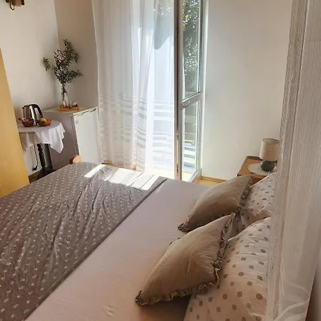 Lorena Rooms Risan Exterior photo