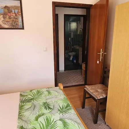 Lorena Rooms Risan Exterior photo