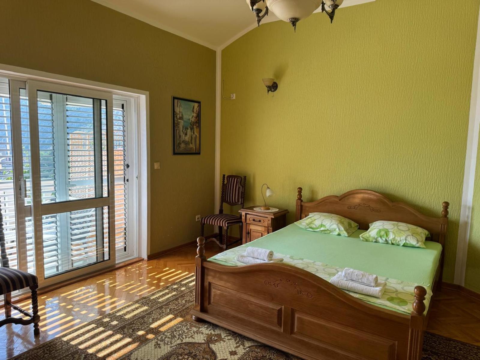 Lorena 4* Risan
